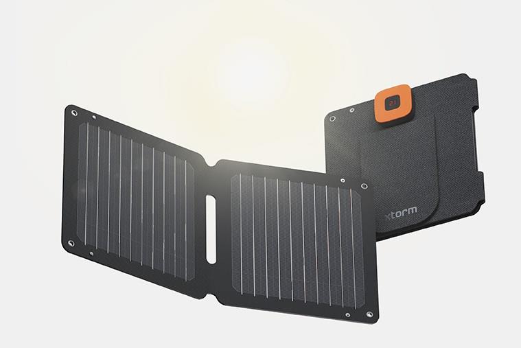 Solárny panel Xtorm SolarBooster 14 W - Foldable Solar Panel