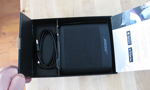  Bose Soundlink Color II, krabica, pohľad dovnútra