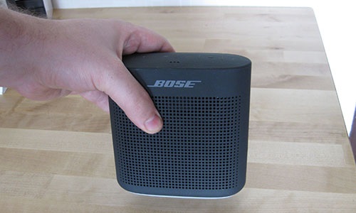 Bose Soundlink Color II, v ruke