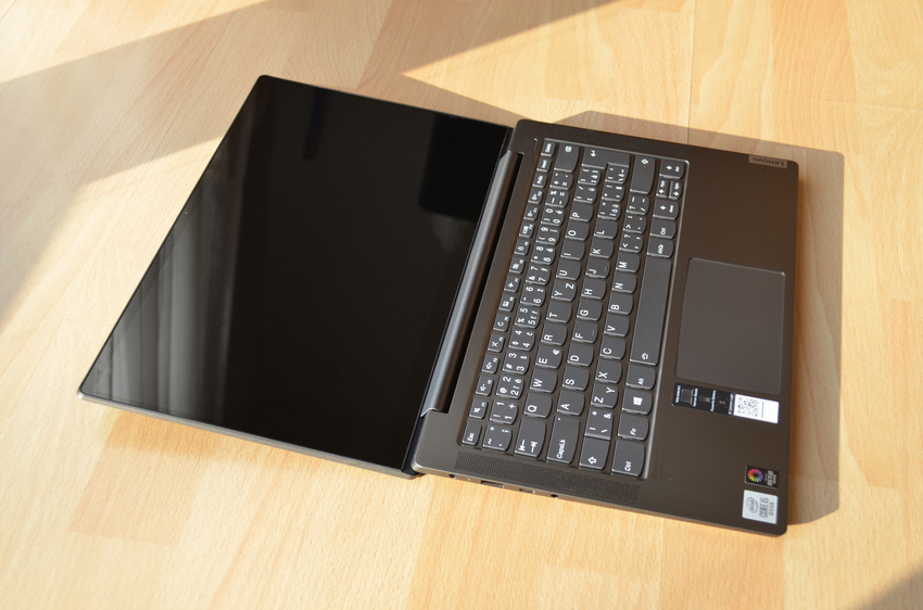 Lenovo Yoga S740-14IIL; recenzia