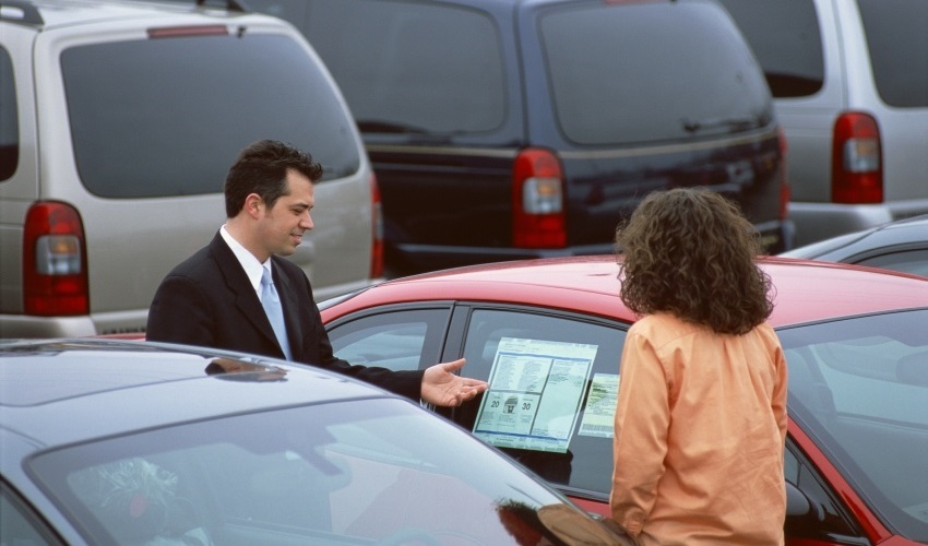 Ako kúpiť ojazdené auto – Súkromník alebo bazár?
