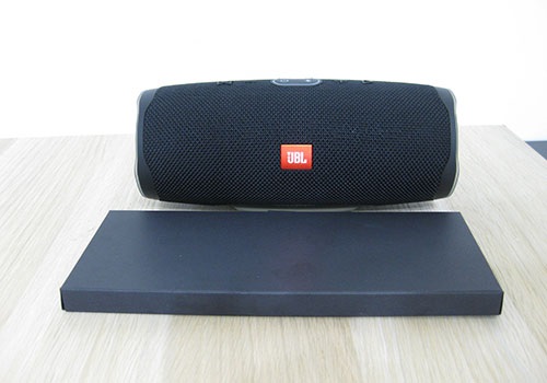 JBL Charge 4, obsah balenia
