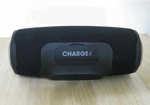 Reproduktor JBL Charge 4 zozadu