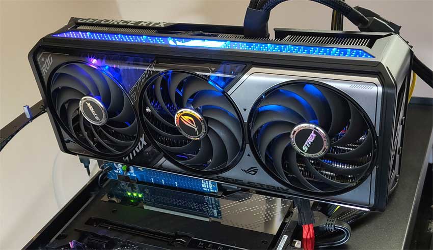 Asus STRIX RTX 5070 Ti O16G Gaming v testoch