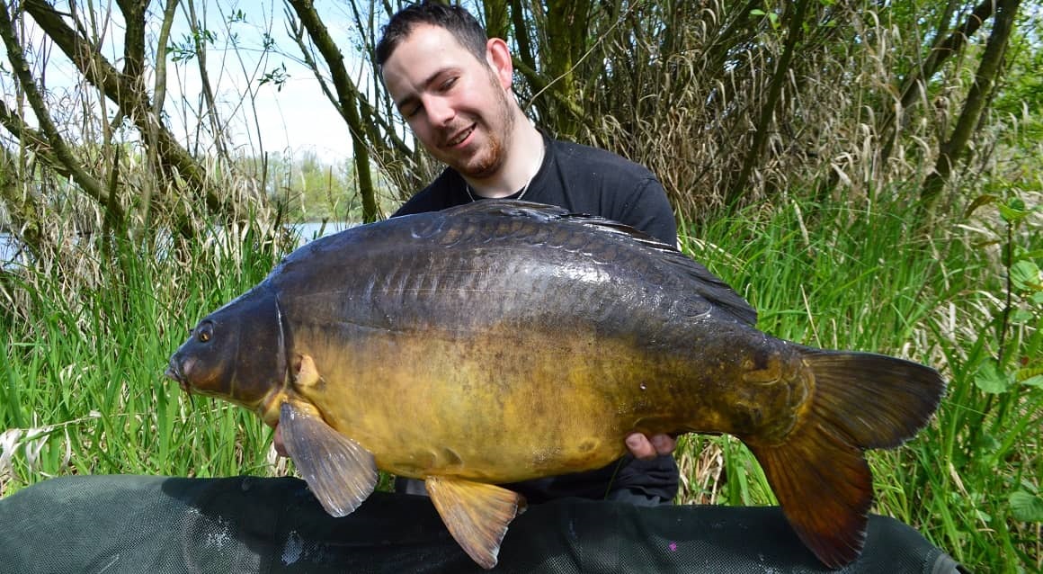 Luboš Kusý s překrásným lyscem Chytání kaprů zig rig