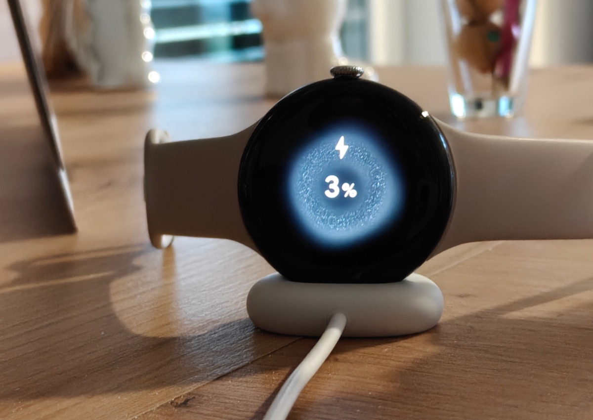 Google Pixel Watch 4, recenzie