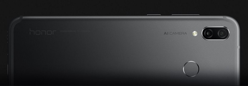 Honor Play má na chrbte duálny fotoaparát s rozlíšením 16 a 2 Mpx Fotoaparát Honor Play