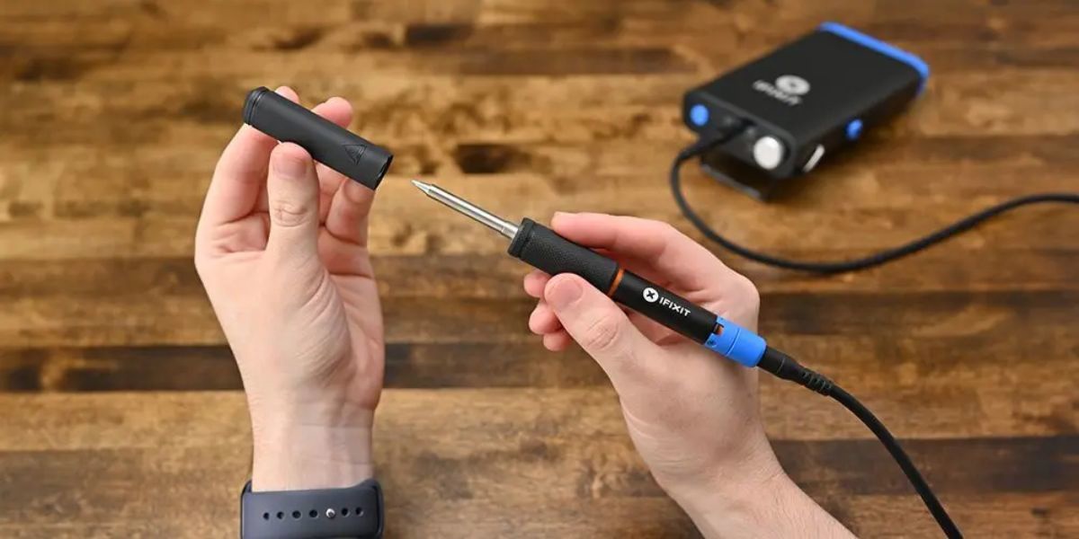 iFixit FixHub Power Series súprava spájkovacích nástrojov modulárny systém