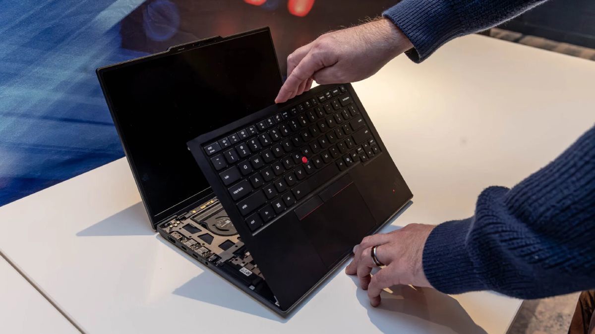 Lenovo ThinkPad Space Frame