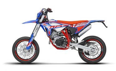 Benzínový motocykel