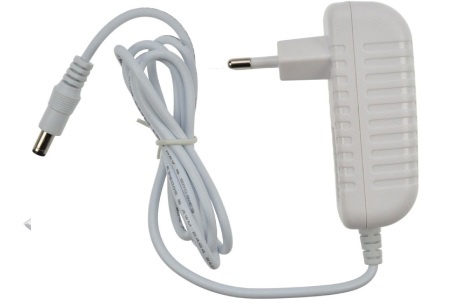 Napájací adaptér 12 V
