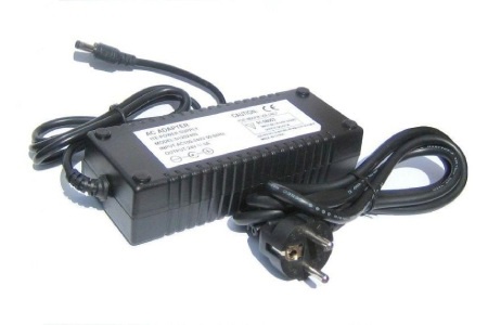 24 V napájací adaptér
