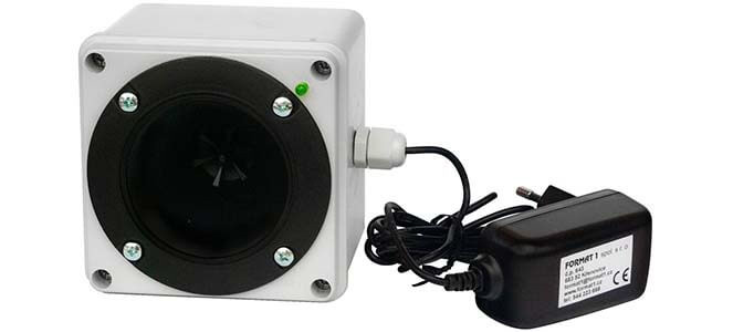 Elektronické zabezpečenie karavanu – plašič zveri