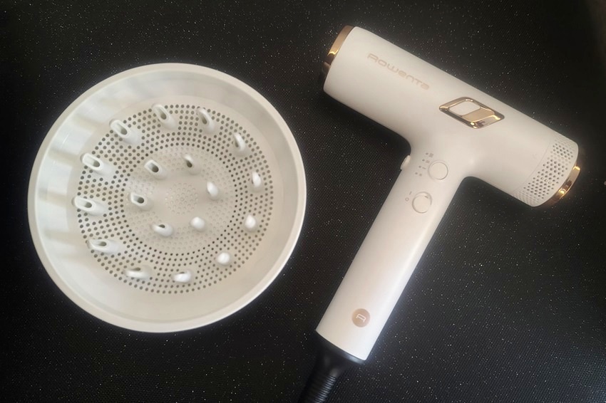 Fén na vlasy Rowenta HY8140F0 NANO White recenzia