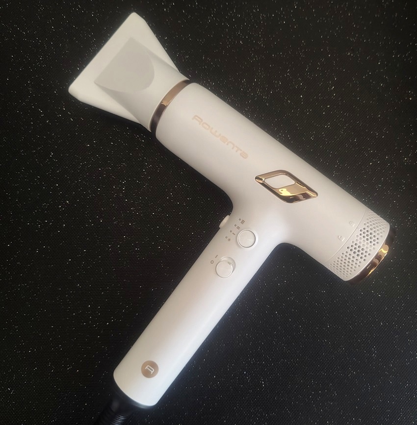 Fén na vlasy Rowenta HY8140F0 NANO White recenzia