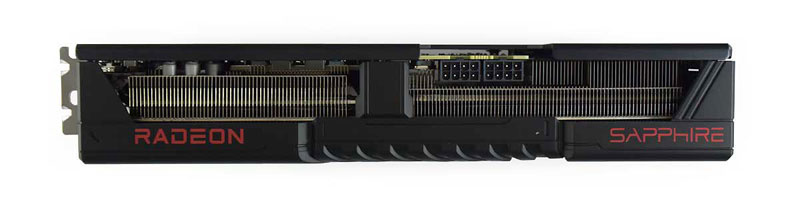 Sapphire PULSE RX 9070 GRE GAMING OC 12G; horná strana Sapphire PULSE RX 9070 GRE GAMING OC 12G; horná strana