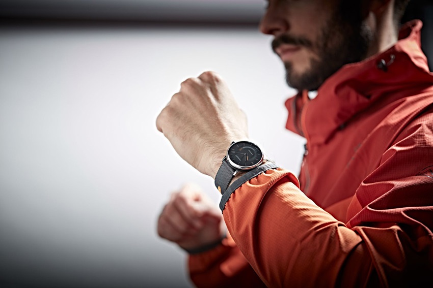 Sequent SuperCharger 2; smartwatch; nositeľná elektronika; smart hodinky; wearables;