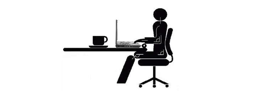 Správne sedenie, rovný chrbát, hlava v predĺžení chrbtice, lakte a bedra zvierajú uhol 90° Správne, ergonomické sedenie