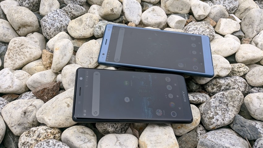 Sony Xperia XZ2 a Sony Xperia XZ2 Compact