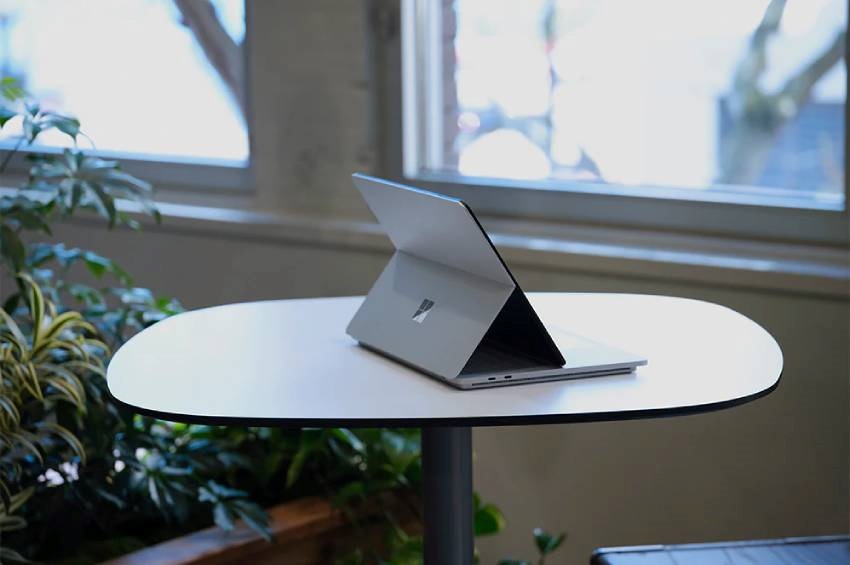 Surface Laptop Studio, batéria