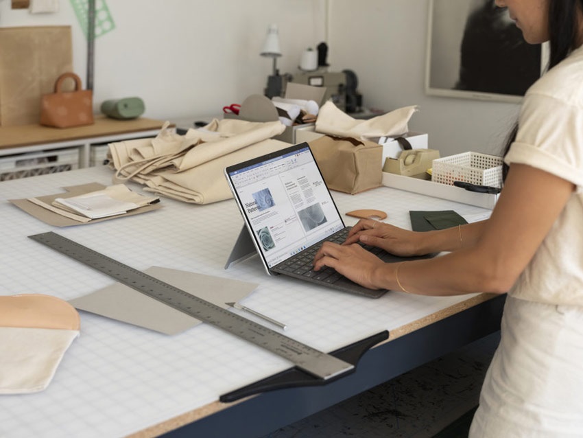 Surface Pro X; Microsoft; notebook; tablet; 2 v 1