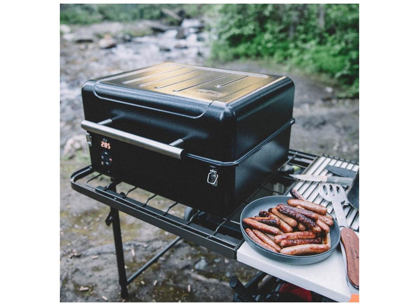 Prenosný gril na terasu Traeger RANGER