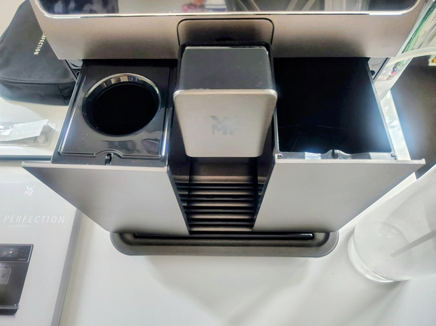 Recenzia kávovaru WMF Perfection 780