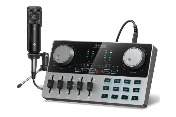 Donner All-in-One Podcast Equipment Bundle