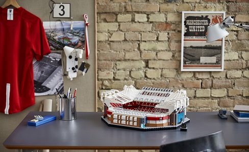 LEGO Creator Expert 10272 - Old Trafford - Manchester United LEGO Creator Expert 10272 - Old Trafford - Manchester United