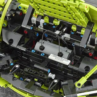 LEGO Technic 42115 Lamborghini Sián FKP 37 LEGO Technic 42115 Lamborghini Sián FKP 37