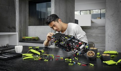 LEGO Technic 42115 Lamborghini Sián FKP 37 LEGO Technic 42115 Lamborghini Sián FKP 37