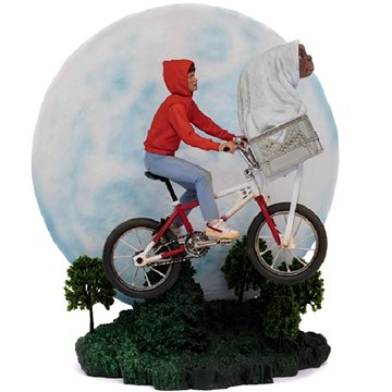 E.T. and Elliot – Art Scale 1/10 Deluxe – E.T.