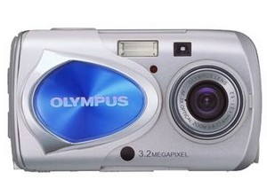 Olympus [mju:] 15 Digital - 3.34 mil. bodů, zoom optický 3x 