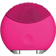 FOREO LUNA mini Kefka na čistenie pleti, odtieň Magenta
