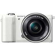Sony Alpha 5000 biely + objektív 16–50 mm - Digitálny fotoaparát