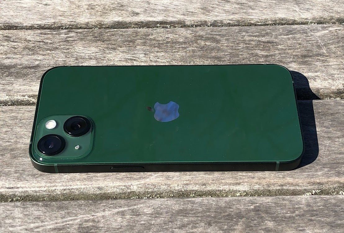 iPhone 13, recenzia