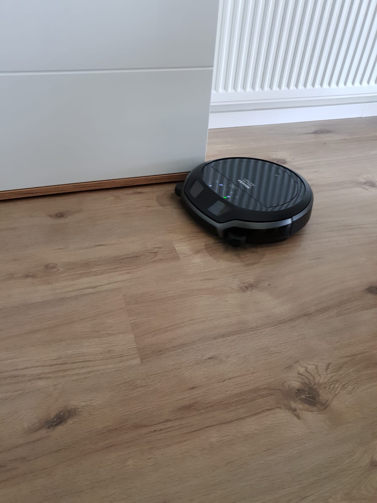 Recenzia robotického vysávača Miele Scout RX2 Home Vision