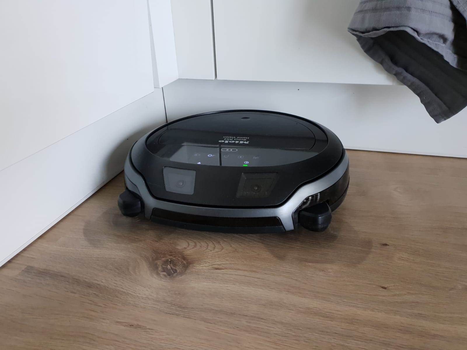 Recenzia robotického vysávača Miele Scout RX2 Home Vision
