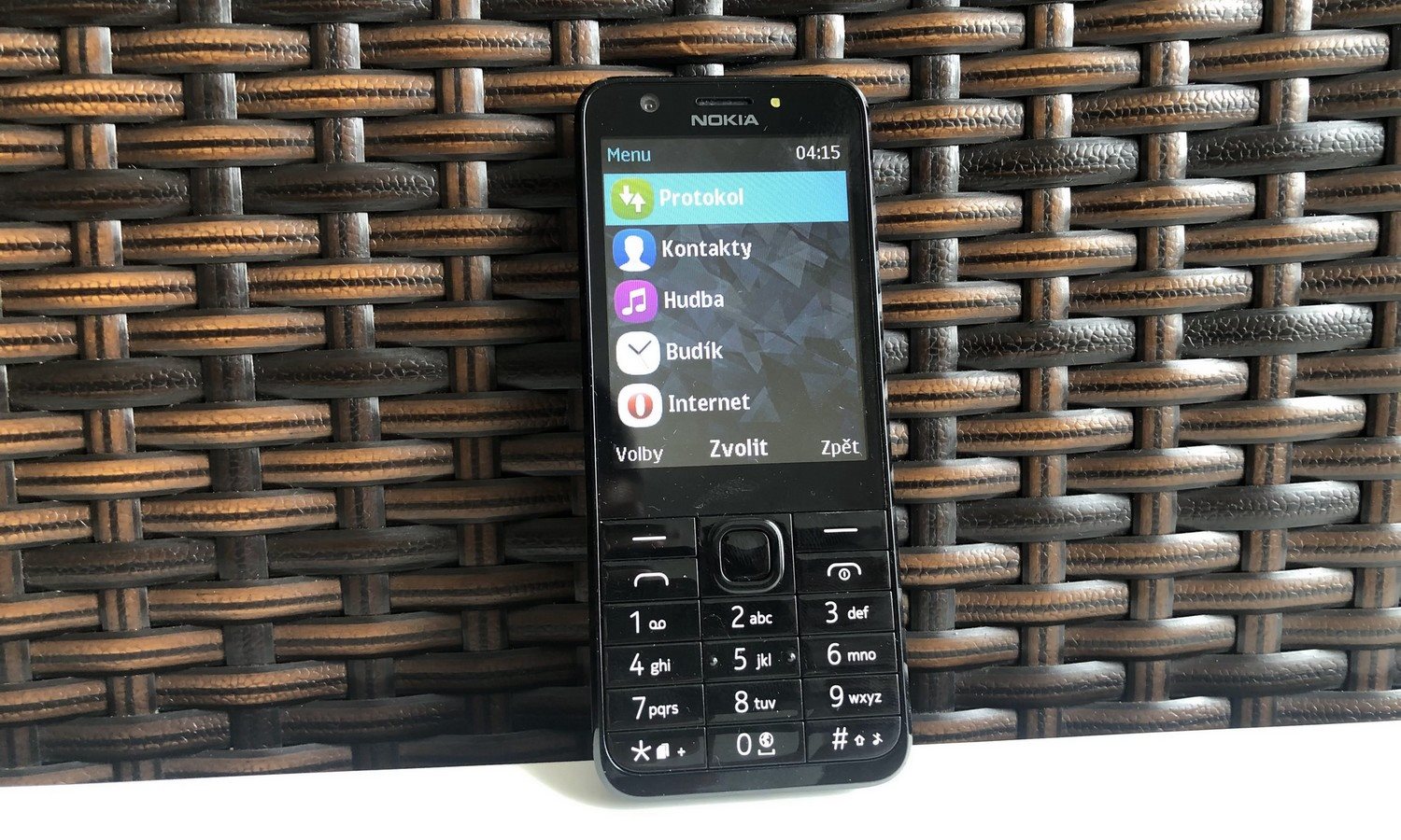 Nokia 230, recenzia