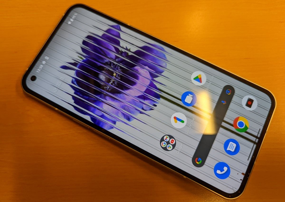 Nothing Phone (1), recenzia, dizajn