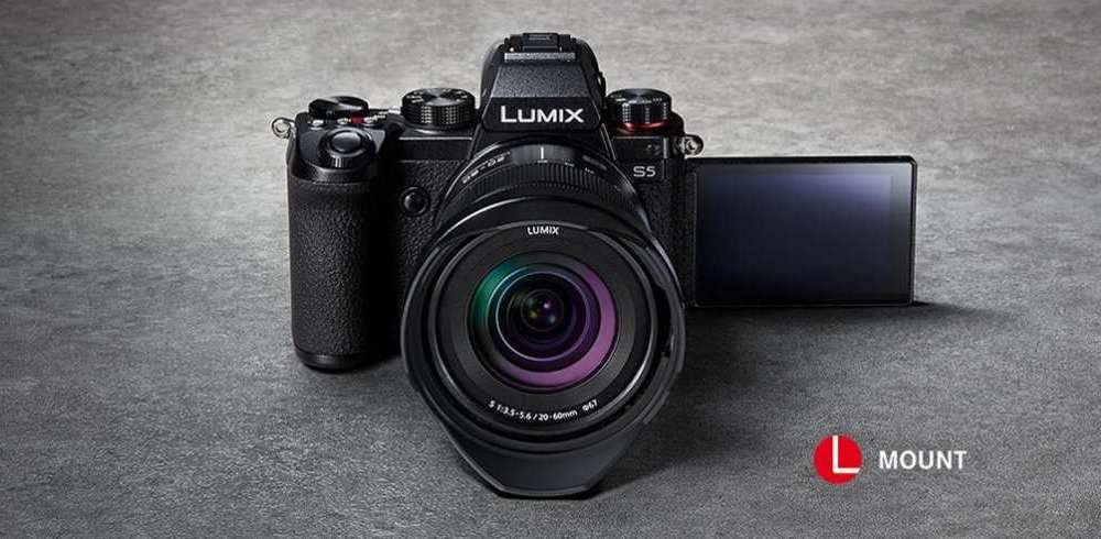 Panasonic Lumix S5