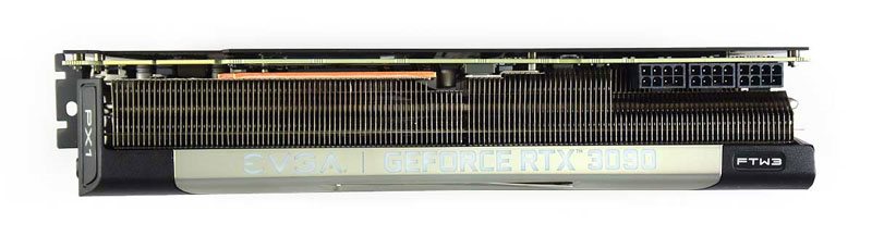 EVGA RTX 3090 FTW3 ULTRA Gaming 24G; horná strana 