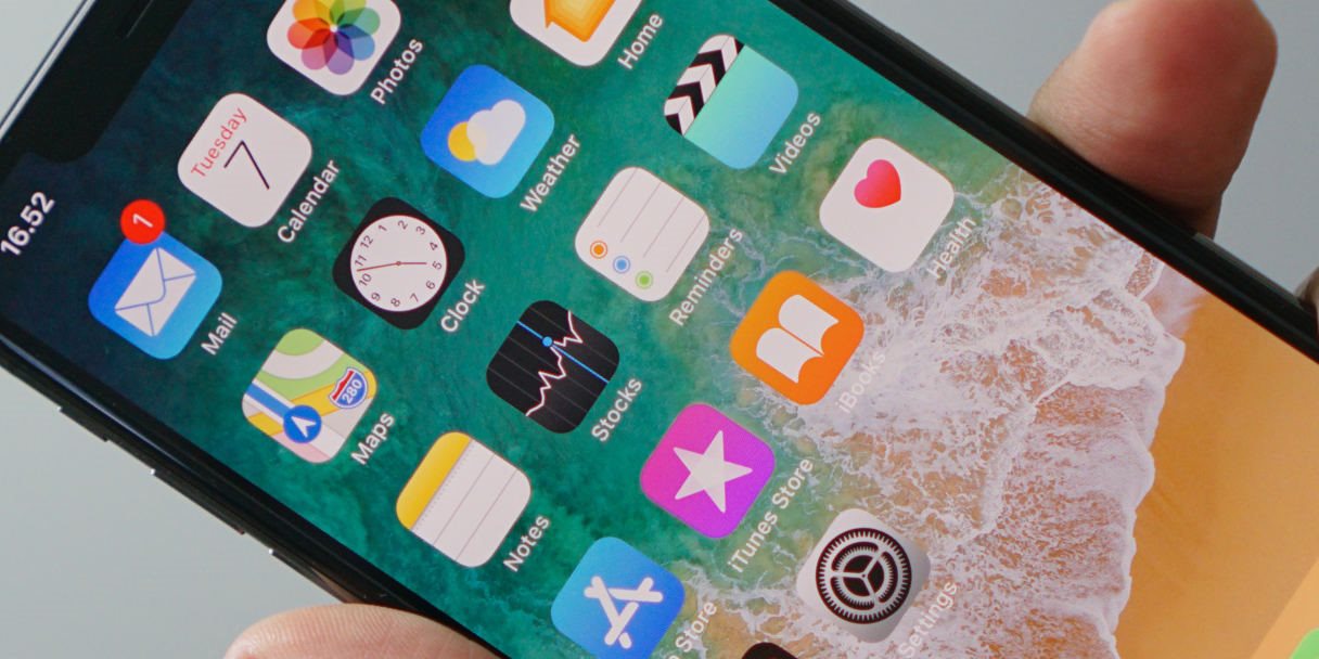 OLED displej telefónu iPhone X