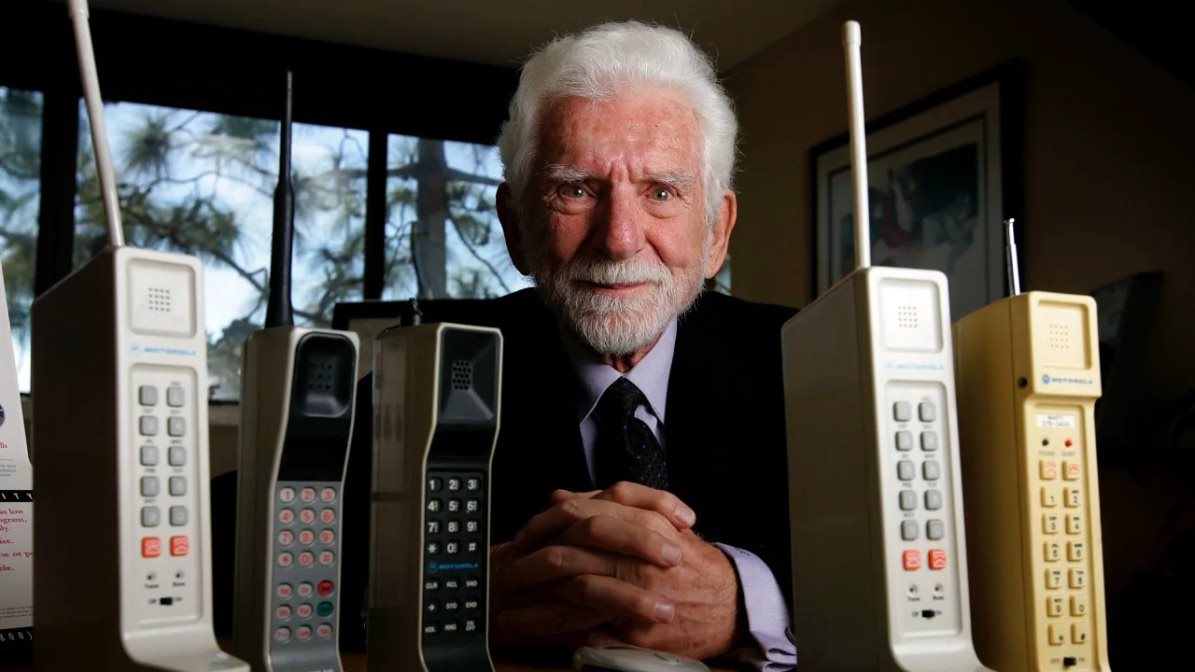 50 rokov mobilov, Martin Cooper s prvými mobilmi