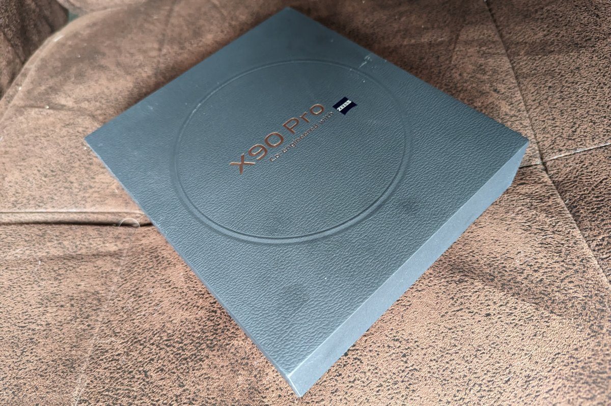 Vivo X90 Pro, balenie 
