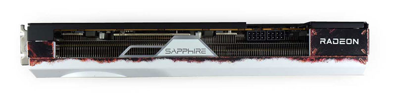 Sapphire PURE RX 7700 XT 12G Frostpunk 2 Edition; horná strana 