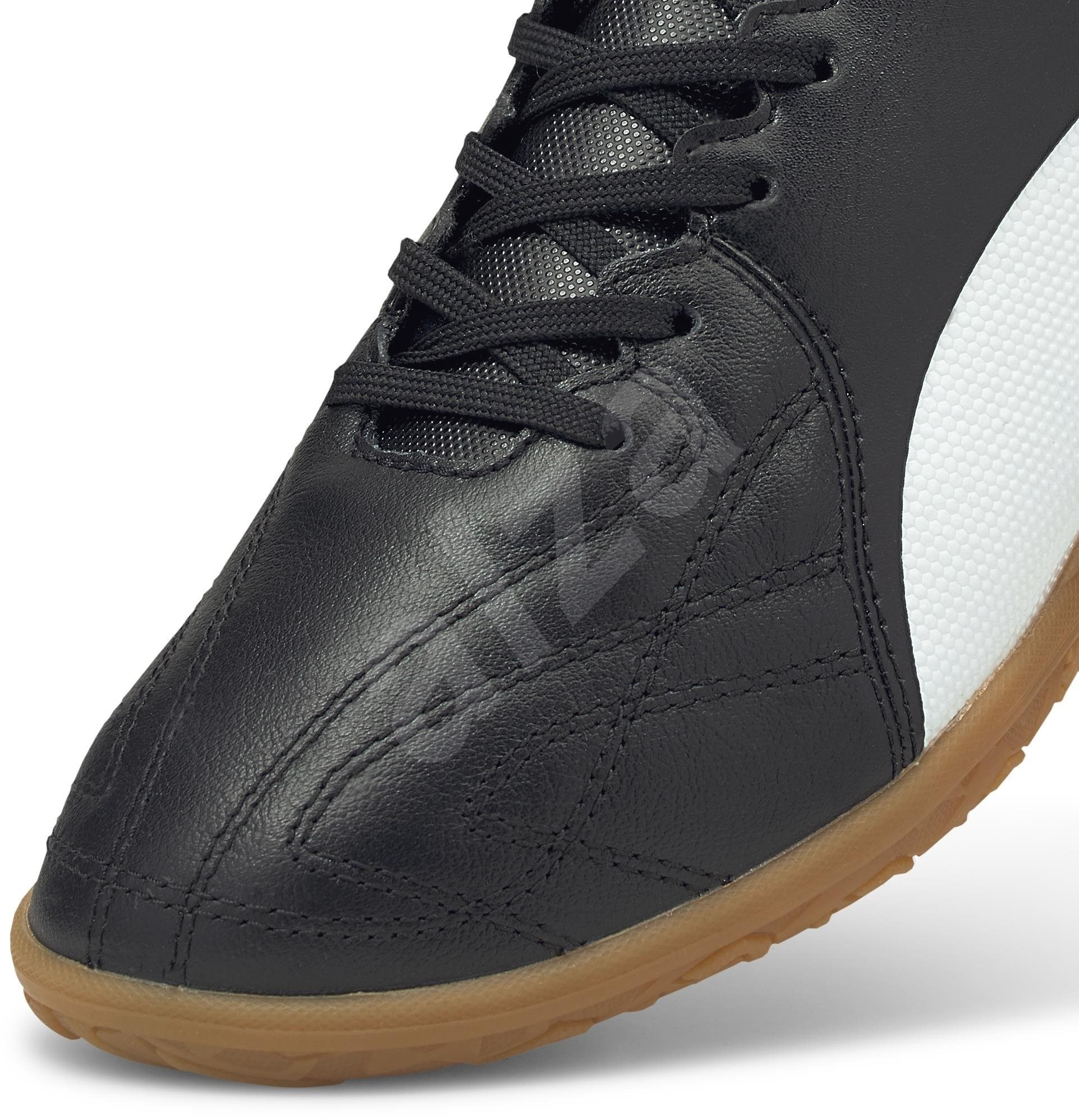 puma king hero 21 review