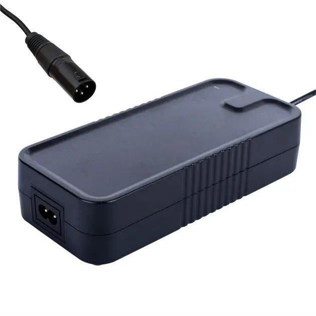 Akyga napájací zdroj IEC C8 / Cannon (3 DIN) XLR mužský, 168 W – 1 m