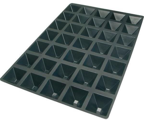 Silikomart Forma na pyramídy silikónová, na 35 ks