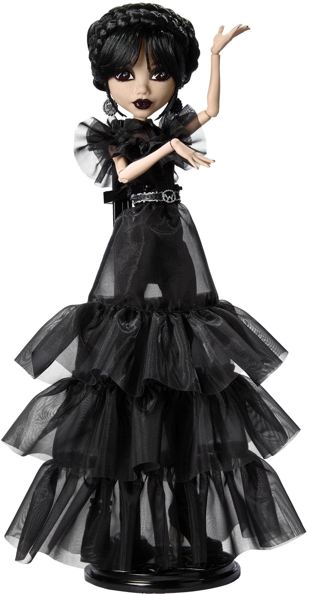 Monster High Wednesday Addams v čiernych šatách Rave’N s doplnkami